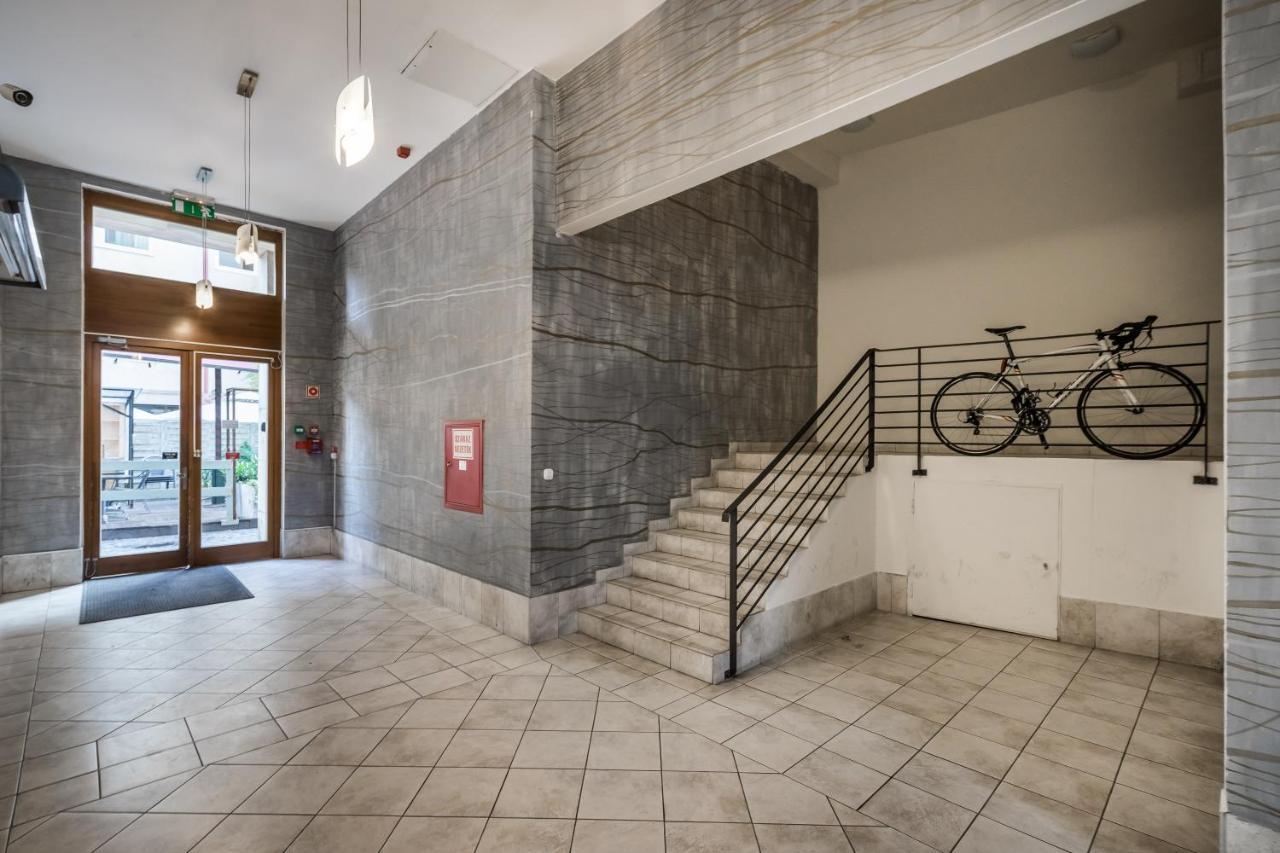 Bpr Timber Loft Home With Balcony Budapešť Exteriér fotografie