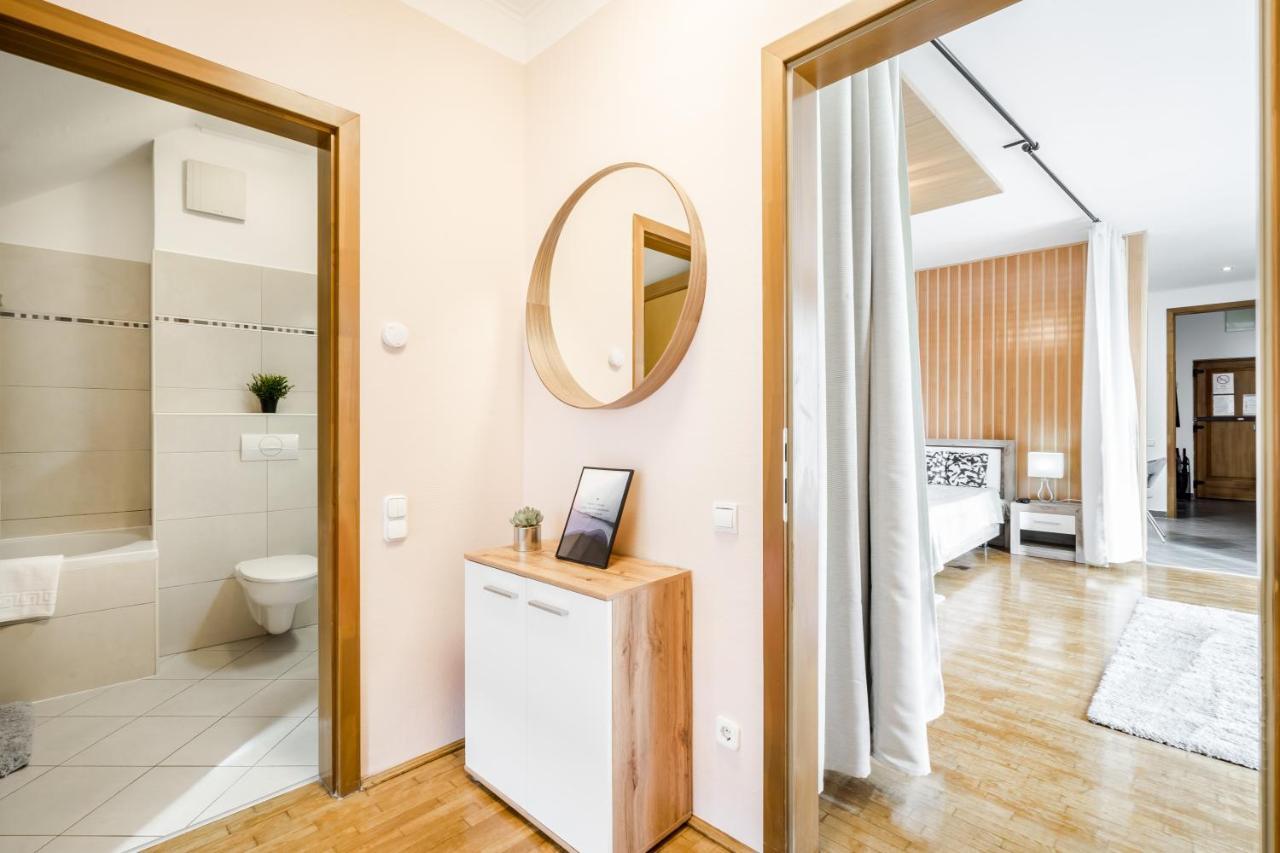 Bpr Timber Loft Home With Balcony Budapešť Exteriér fotografie